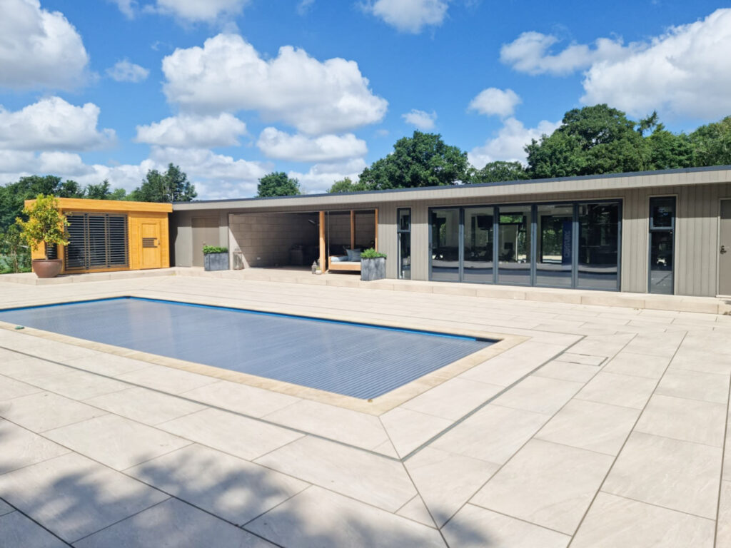 garden pool room